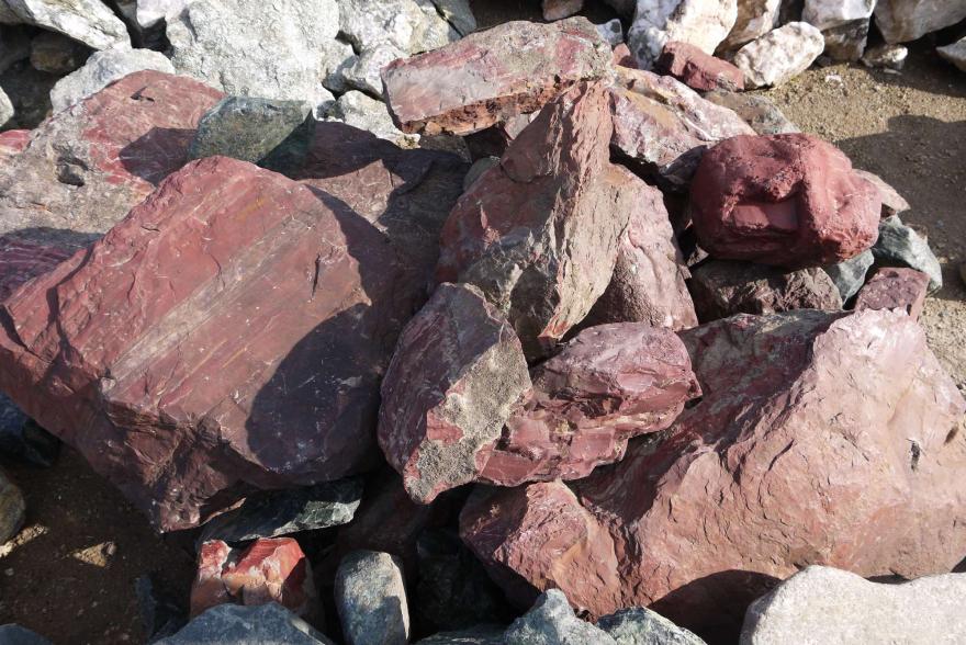 Ландшафтный камень - Яшма окварцованная - 11